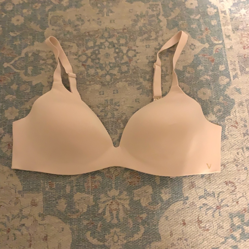 Victoria’s Secret Lightly Lined Demi Bra - Size 36C